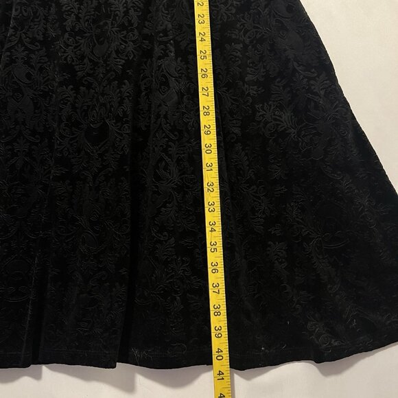 Disney Villains Black Velvet Dress Size 20 Damask Embossed Punk Gothic Grunge - Picture 10 of 15